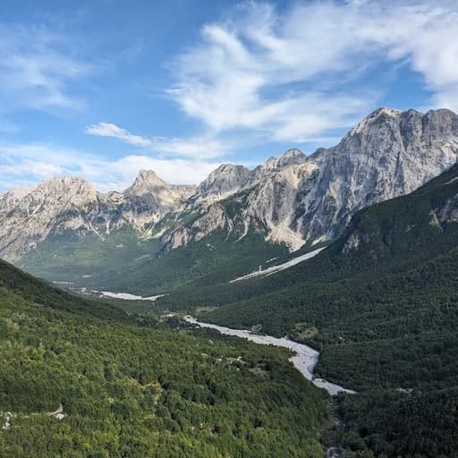 Arnavutluk Alpleri: Valbona, Theth ve Komani Rehberi 2026