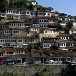 Arnavutluk Kaç Günde Gezilir? 2026 Gerçekçi Rota