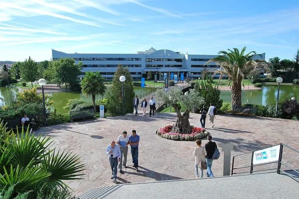 Erasmus ve Dil Okulu İçin Avrupa'ya Gidecekler Rehberi (2026)