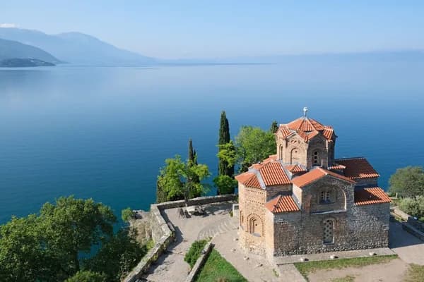 Kuzey Makedonya Gezi Rehberi 2026: Ohrid ve Üsküp
