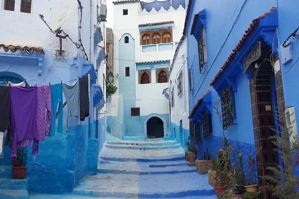 Fas Gezi Rehberi 2026: Marakeş, Fes ve Mavi Şehir Şefşaven