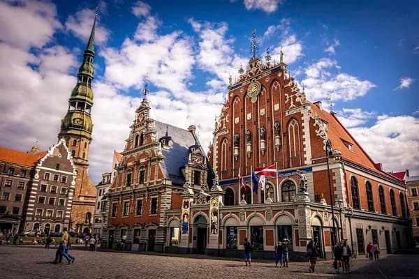 Riga Gezi Rehberi 2026: Art Nouveau, Hansa Mirası ve Letonya
