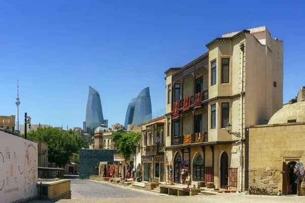 Yurtdışında Türkçe Konuşulan Yerler: Sözlüksüz Gidebileceğiniz 12 Destinasyon