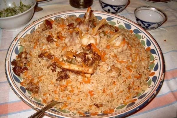 Özbekistan Yemek Rehberi 2026: Ne Yenir, Nerede Yenir?